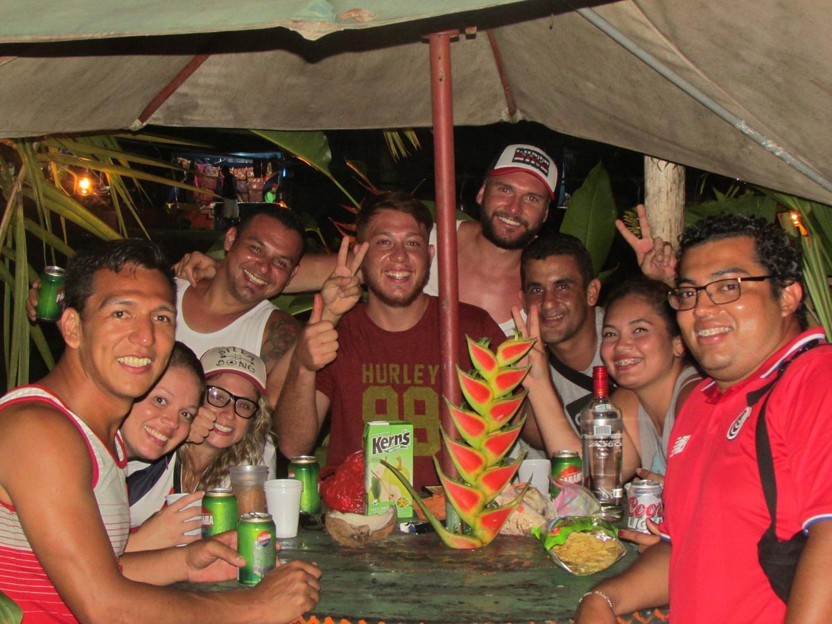 Coconut Hostel Bocas Town Esterno foto