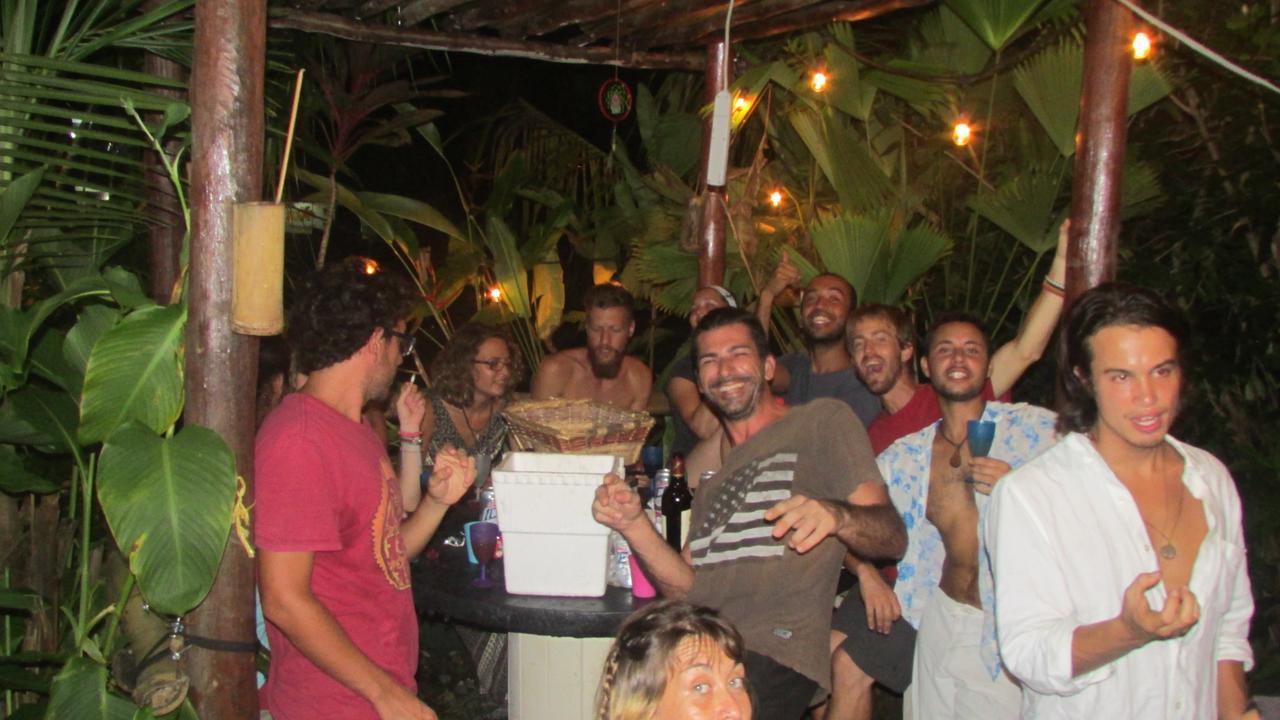 Coconut Hostel Bocas Town Esterno foto