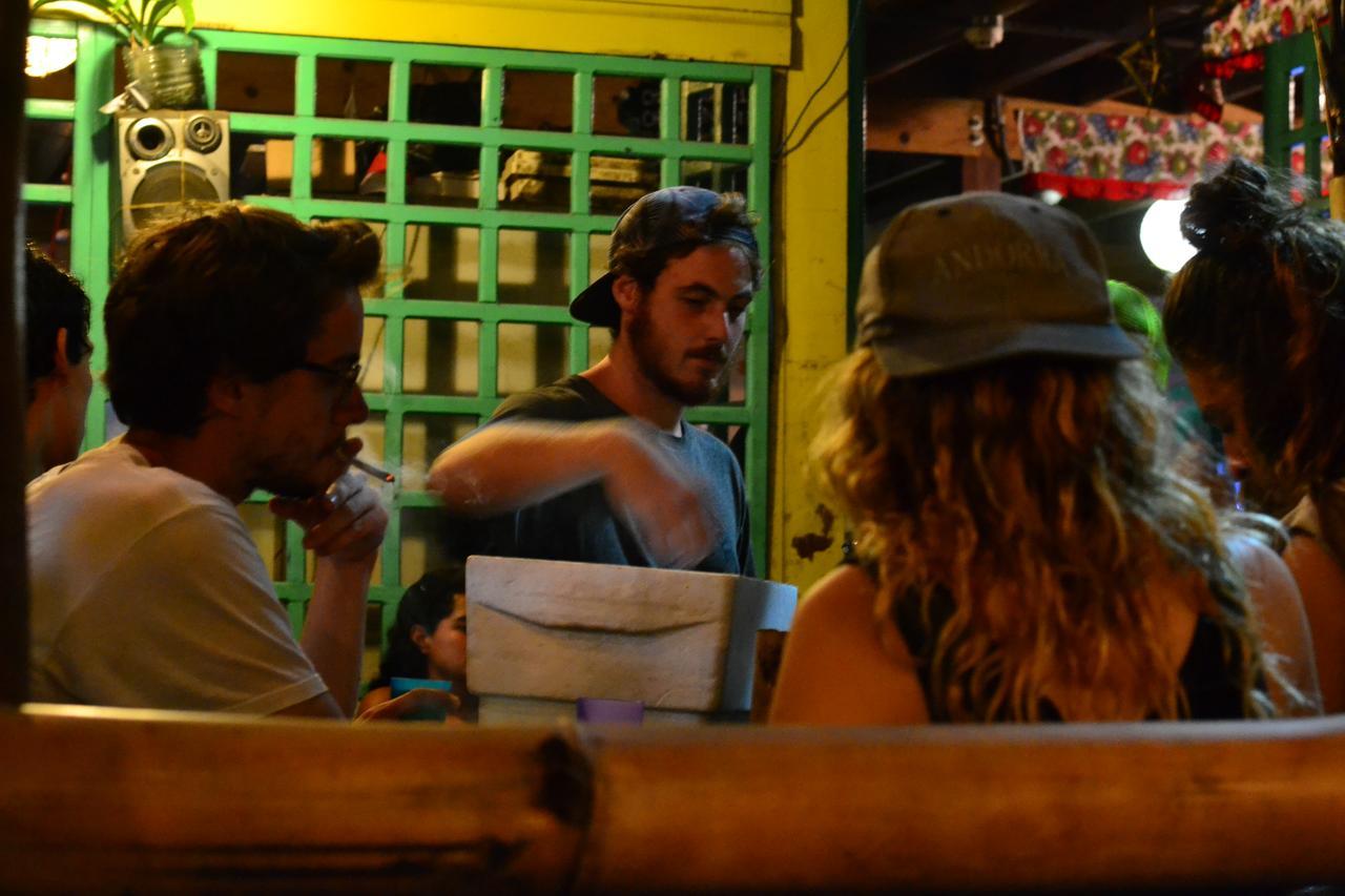 Coconut Hostel Bocas Town Esterno foto