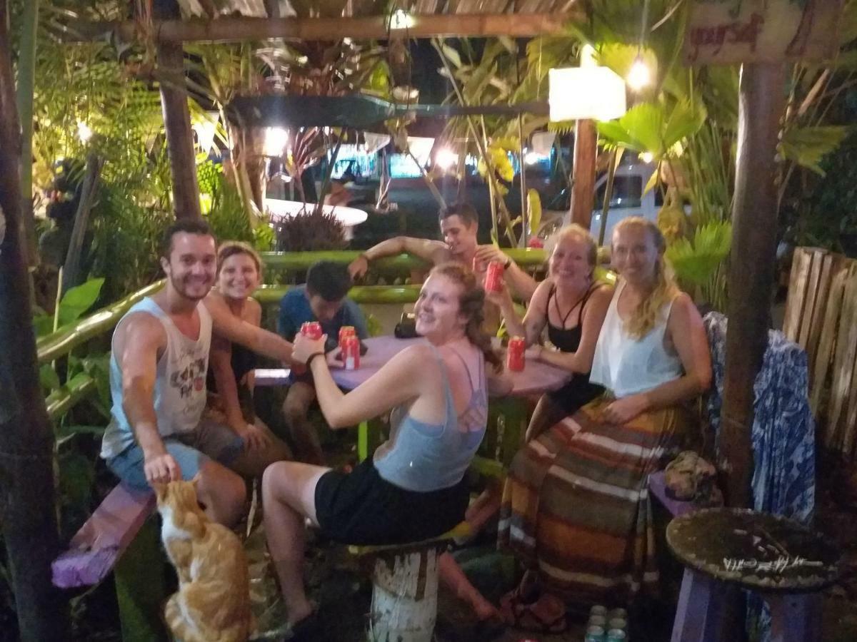 Coconut Hostel Bocas Town Esterno foto